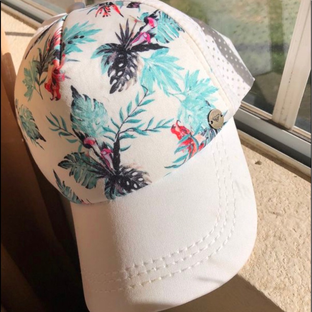 Roxy Hat